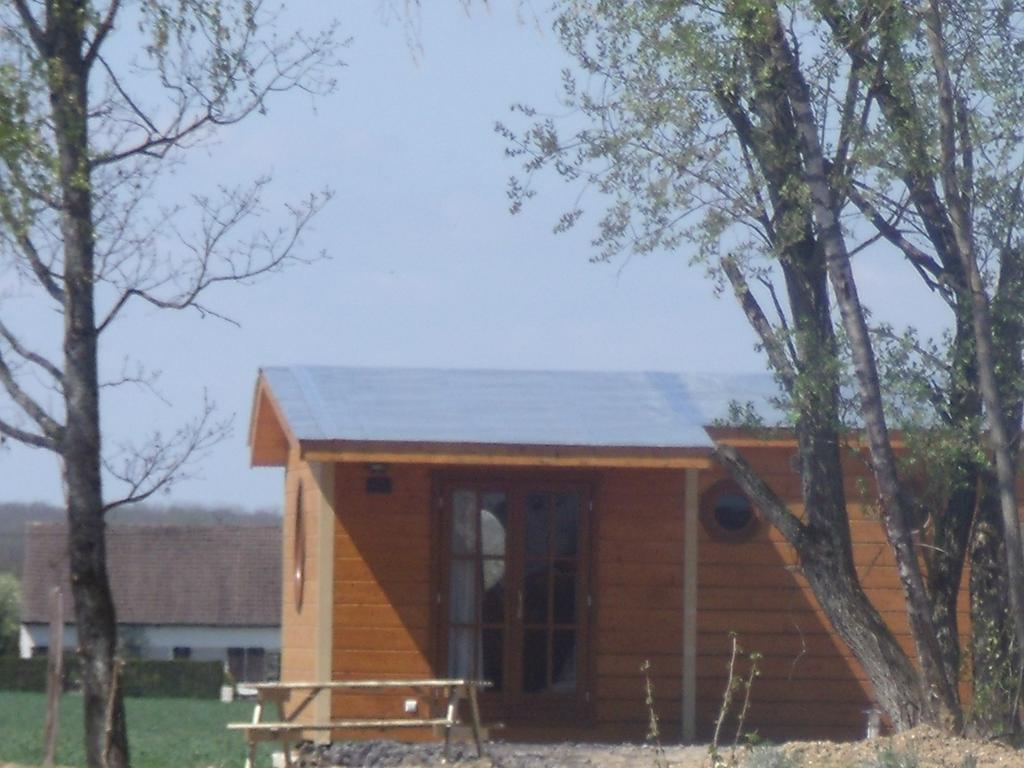 Le Domaine Des Tuileries Guest House Salins Room photo
